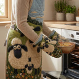 Sheep Quilted Apron Set (2-Piece) – Padded Apron + Heat-Resistant Oven Mitts