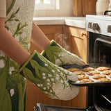Lily Of The Valley Quilted Apron Set (2-Piece) – Padded Apron + Heat-Resistant Oven Mitts